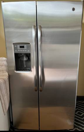 Refrigerator 1