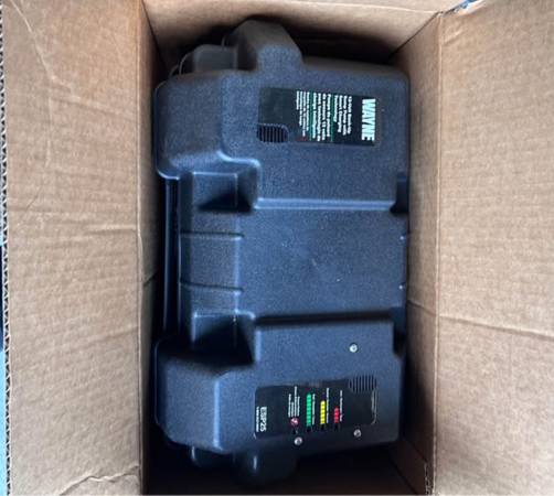 Submersible sump pump: Wayne - ESP25n - Battery Backup Sump Pump (1500 1