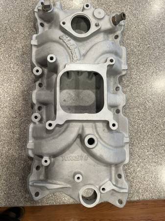 Edelbrock Small Block Chevy 5001 Alum Performer Quad Intake Manifold 1