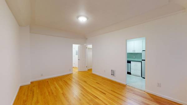 $3,045 / 429ft2 - Estudio acogedor en ubicación privilegiada. Unidad #207 (hayes valley)63667995052929123