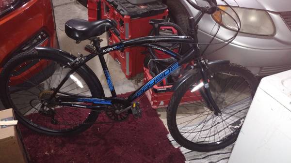 Beach cruiser 7 speed Kent Bayside $100 or best offer 1