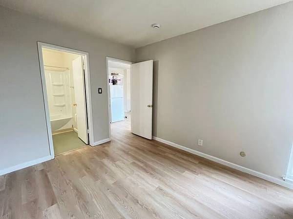 $990 / 1br - Apartamento de 1 dormitorio y 1 baño ~!! (Oakland)63965991152770122