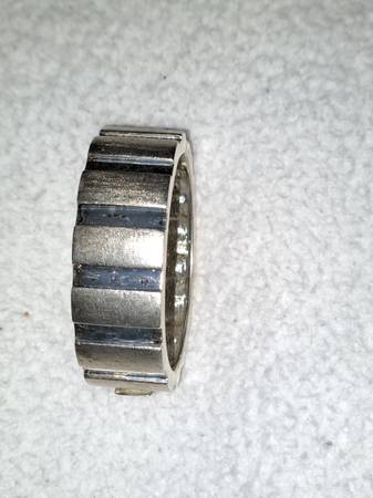 Solid Bracelet 1