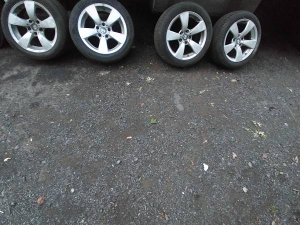 BMW 530I wheels and good tires 1