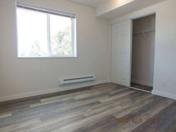 $2,050 / 2br - 800ft2 - $2050 2 HAB 1 BAÑO UNIDAD EN ESQUINA, VISTA A LA MONTAÑA (Northgate)63808083647747122