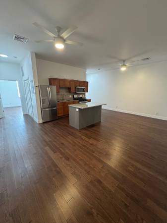 $2,800 / 2br - Apartments for rent 6 brand new units (Everett)63810039686531120