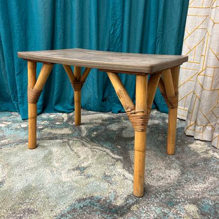Vintage rattan end table 1