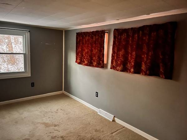$2,150 / 3br - Country Charm63951426331395121