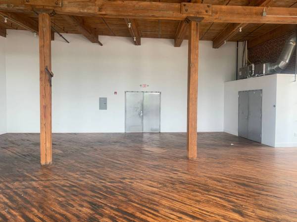 $2,450 / 2100ft2 - Jasper Studios - 401 (Kensington)63666781773185124