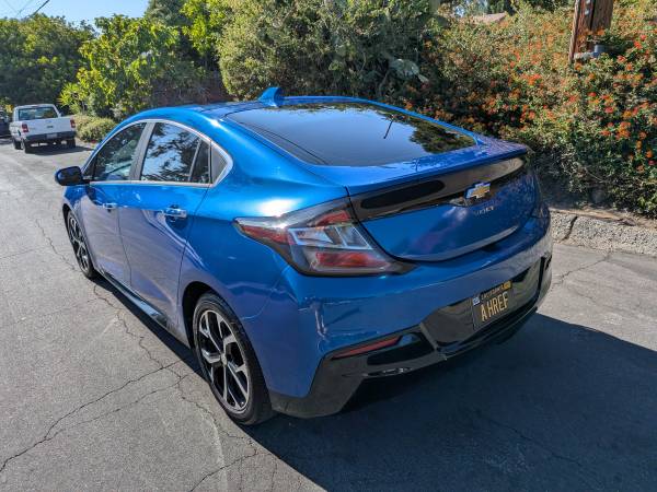 Chevrolet Volt 2017 - $9,00063470772404225122