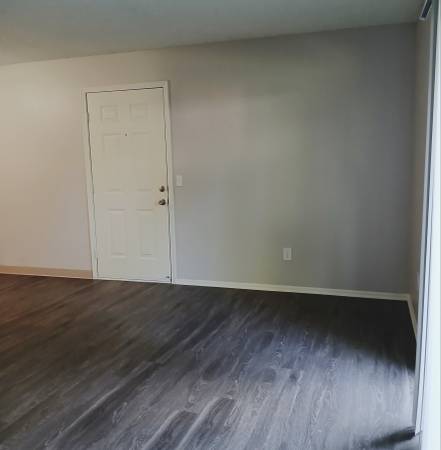 $1,365 / 1br - 548ft2 - Move-In Ready 1x 1 W/Wood-Like Flooring & Granite Counters (Bullard)63873104508547121