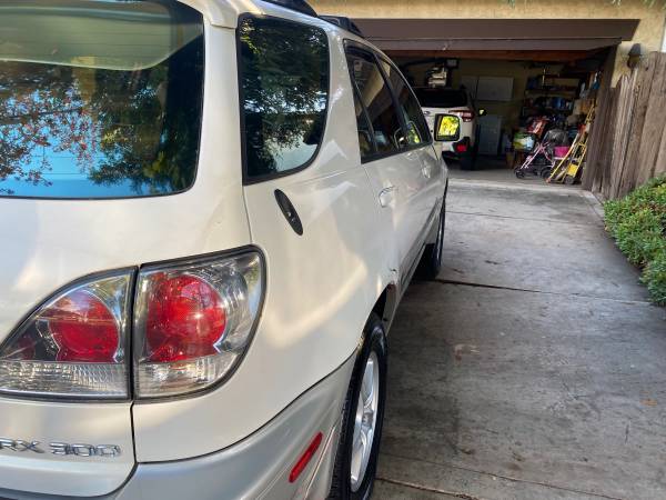 2001 LEXUS RX300 - $3,450 (san jose south)63613112882433123