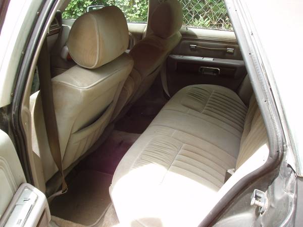 1989 Ltd Crown Victoria - $800 (Stone Mountain)63502079491459122