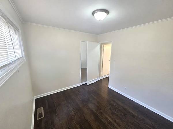 $2,300 / 3br - - Excellent Block Longwood Manor Three Bedroom Home - NO SECURITY (Off 97th Green Ave.)63918532451586124