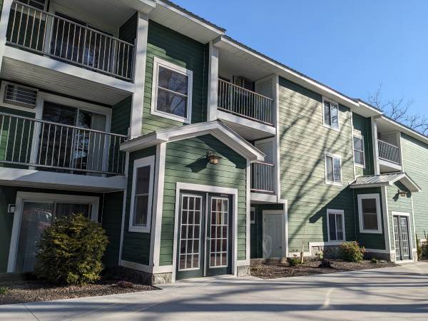 $1,850 / 2br - 1000ft2 - Month to Month Executive 2BR ~ 1 BA Apartments (Lowville, NY)63822291519107122