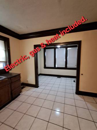 $750 / 1br - 380ft2 - 1 BEDROOM APT. (East Chicago, Indiana)64041645485954121