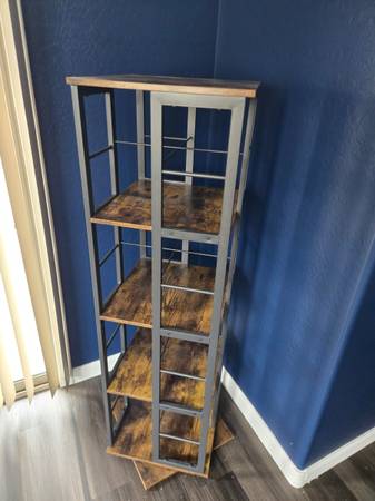 Spinning Shelf! 1
