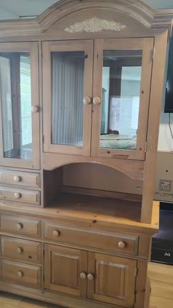 Solid wood China cabinet 1