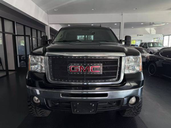 2007 GMC Sierra 2500 HD Crew Cab SLE Pickup 4D 6 1/2 ft V8, 6.6L Turbo - $14995.0063618461888513122