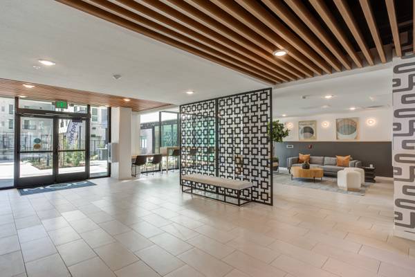 $2,135 / 1br - 606ft2 - Washer/Dryer, Fire Pit, Modern Kitchens (728 16th Street, Sacramento, CA)63900308601475124