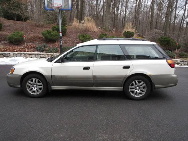 2003 Subaru Outback 1