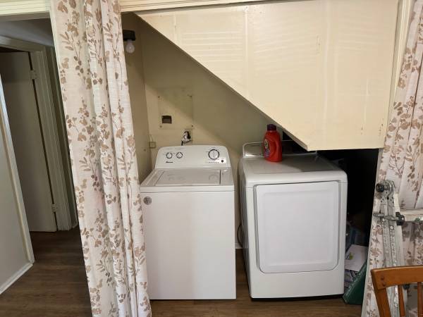 $690 / 1br - Private room close to Downtown and Airport (Nashville)63680175706499123
