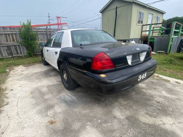 Coches policiales Crown Vic con bajo kilometraje - $2,500 (Westwego)63612928615555122