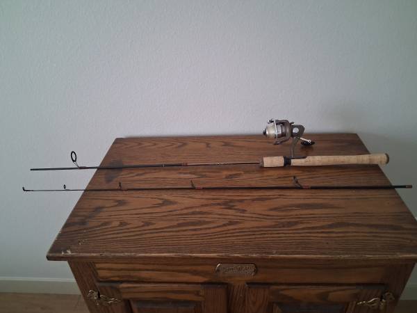 Browning 6 1/2 ft rod Stalker rod and spinning reel 5.1:1 gear ratio 1