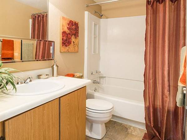 $994 / 2br - 728ft2 - Prices from $869.25  But Not for Long! (1698 Lenmar Drive)63658179516417121