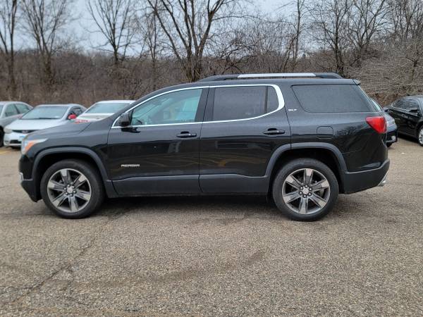 2017 GMC ACADIA SLT-2 AWD  ******** clean carfax **** - $14,495 (maplewood)63470776169217123