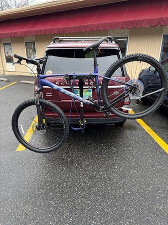 2 Bontrager 29x2.4" COMP XT3 tires - $45 1