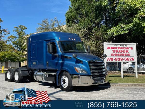 2020 FREIGHTLINER CASCADIA 126 Diesel  Tandem Axle Sleeper 1