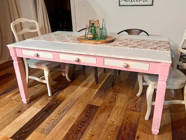 Kitchen Table 1