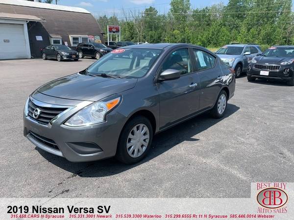 2019 NISSAN VERSA SV! PANTALLA TÁCTIL! CÁMARA DE REVERSA! EXCELENTE RENDIMIENTO DE COMBUSTIBLE! - $10,995 (7365 Church St)63442753265283121