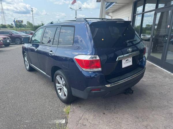 2011 Toyota Highlander Limited AWD 4dr SUV - $16,995 (+ The Car Buying Center- Loretto)63470067812355122