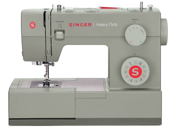 Singer Heavy Duty Sewing Machine model 5532 1
