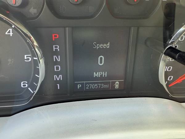 2015 Chevrolet Silverado 3500 - Photo 11