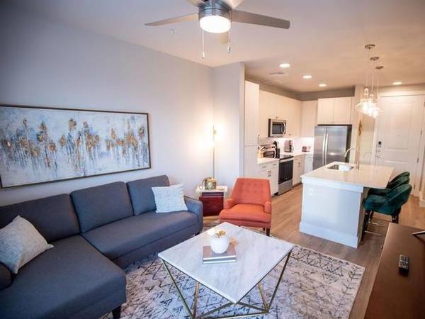 $2,205 / 2br - 1281ft2 - 24/7 Emergency Maintenance, Microwave, Range63796257663105122