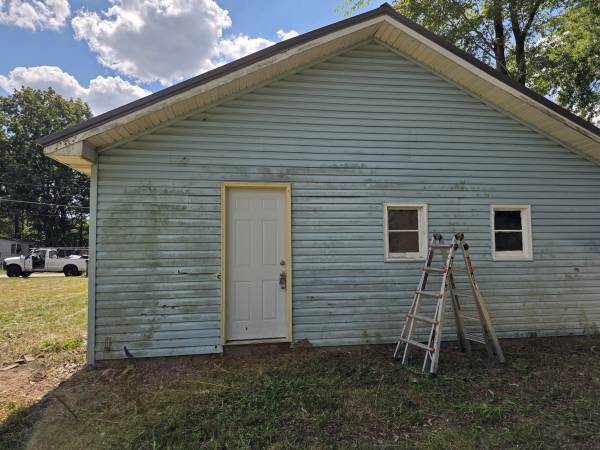 $500 Large garage for rent63953626875778123