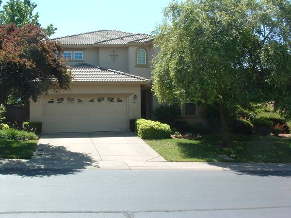 $3,250 / 4br - 2436ft2 - 4 BR 2 1/2 Ba, in highly desirable part of El Dorado Hills (Serrano)63844739161091120