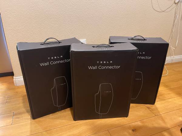 🔌 Tesla Gen 3 Wall Connector – Brand New – $400 1