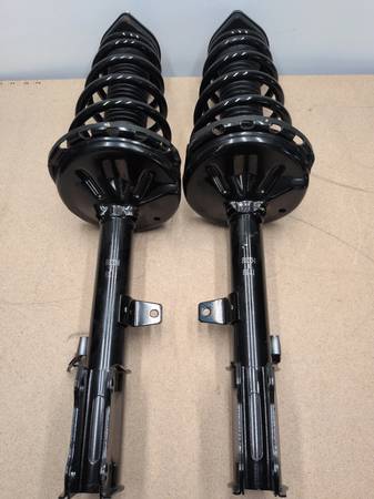Rear Complete Loaded Strut Assembly Pair - Toyota Highlander 2008 to 2013, Venza 1