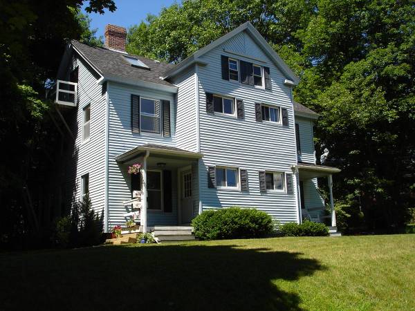 Large 4 Bedroom Apartment 1