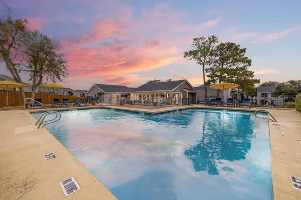 $1299.00 / 2br - Maxton West Apartment Homes63796476775809120