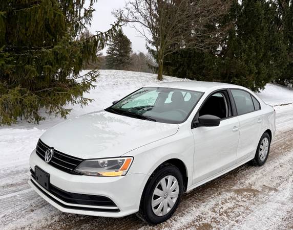 2016 VW JETTA SE ** LOW MILES ** 1