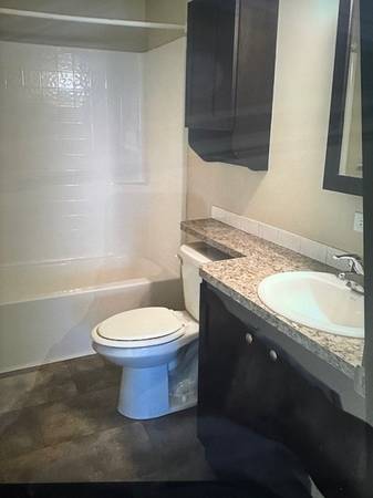 $1,399 Fall into this Spacious 3 bedroom 2 bath Home (Manteno)63898984455426122