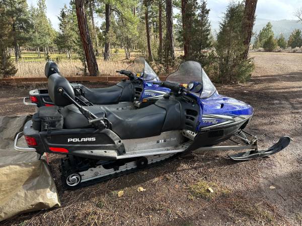 2009 Polaris Trail Touring Snowmobile 1