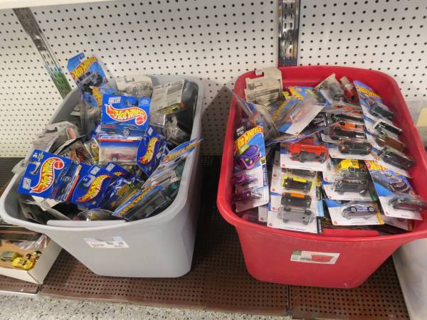 Hot Wheels $2ea 1