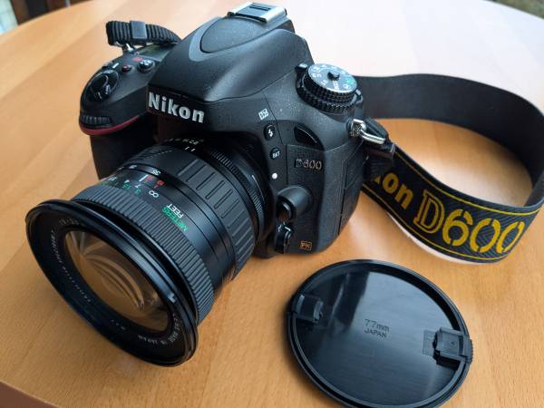 Nikon D600 full frame camera with 19-35mm AF lens 1