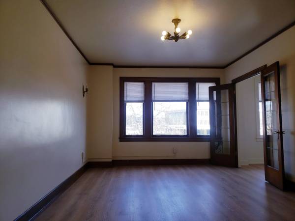 $1,045 / 450ft2 - 2nd Floor Studio @ The Burke Hill (Wenatchee)63896733968643124